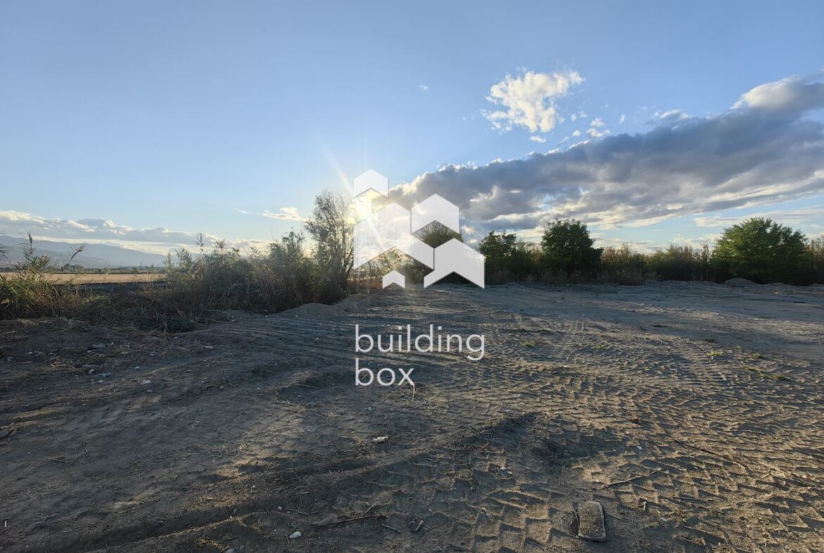 Парцел на главен път за промишлено строителство до гр. Пловдив - 0