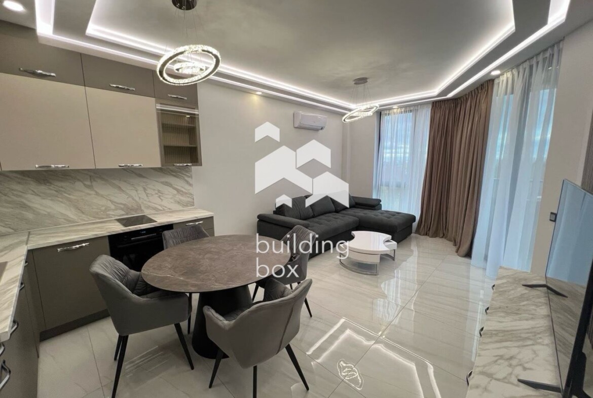 Продава двустаен апартамент в кв. Кръстова вада - 0