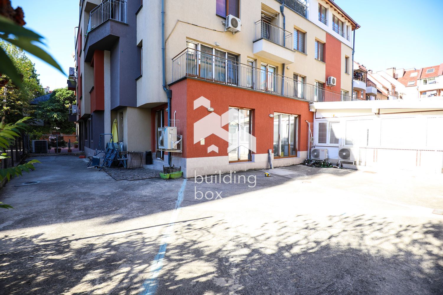 3-стаен апартамент в Гео Милев - 0