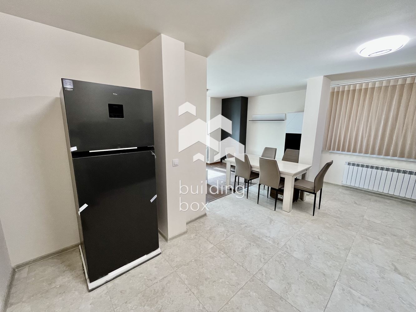 Чисто нов тристаен апартамент, ул. Флора - 0