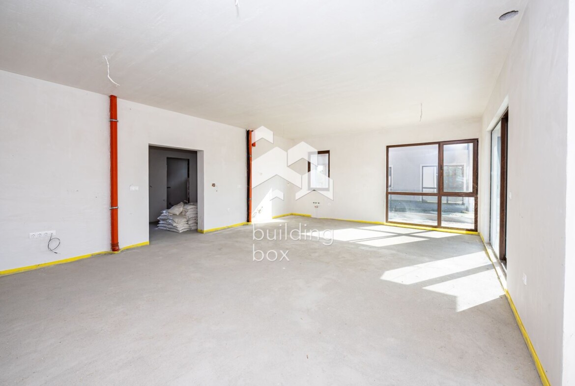 Двуетажна къща с АКТ 16 - кв. Западен - 0