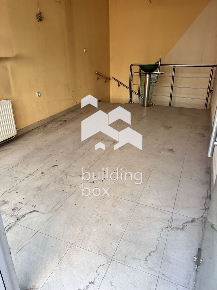 Търговско помещение на две нива - 0