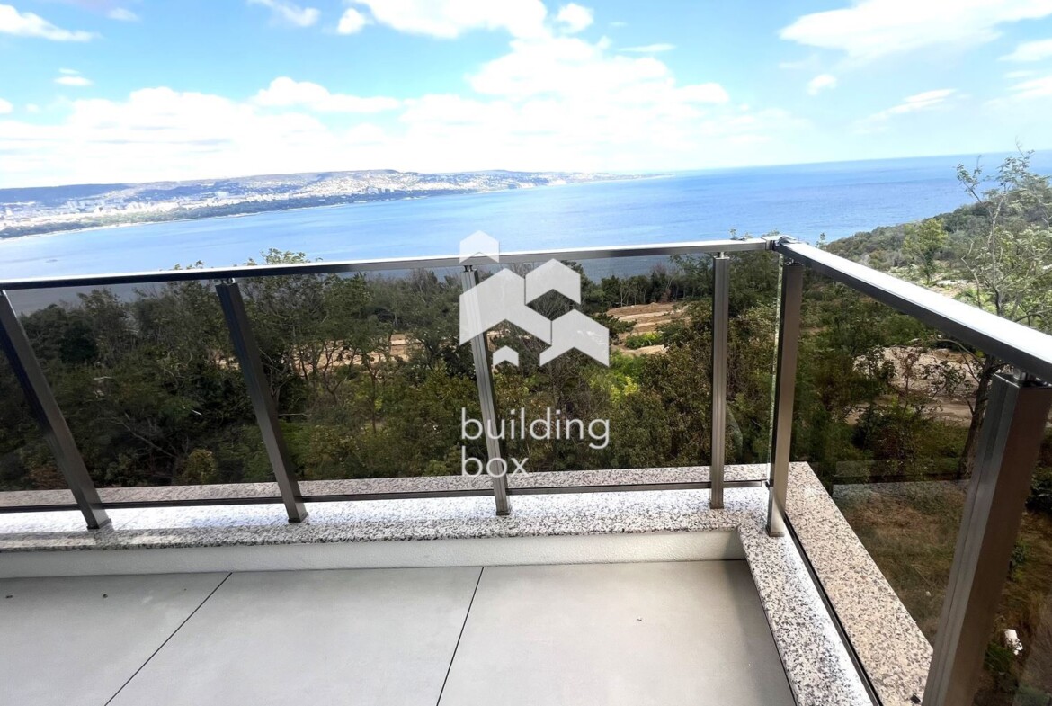 Тристаен апартамент с Морска Панорама - 0