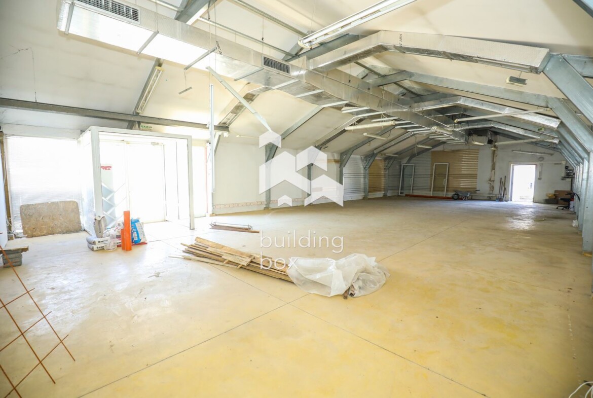 Луксозна Офис Сграда на Околовръстен Път - 0