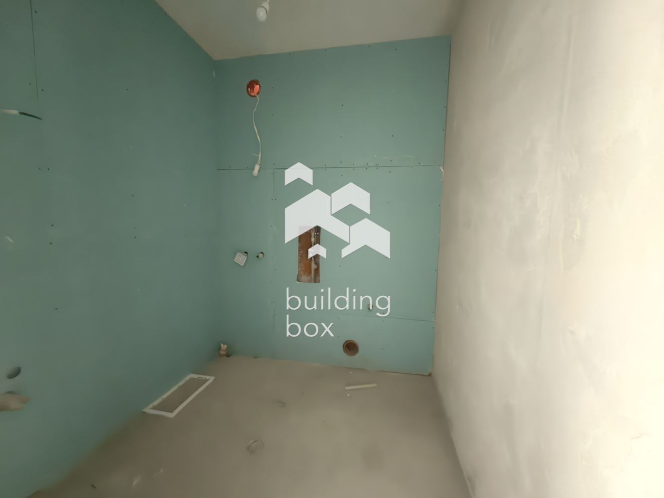 Тристаен апартамент пред АКТ16 - до "ПУ" нова сграда - 0