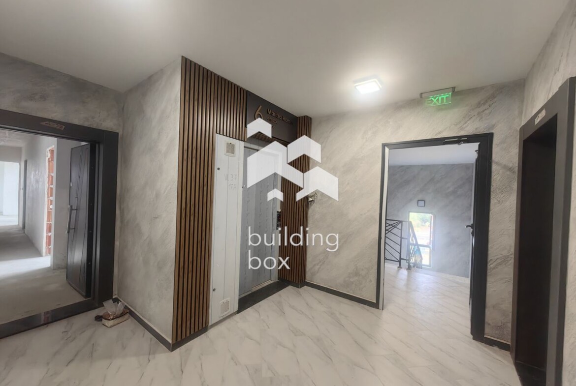 Тристаен апартамент пред АКТ16 - до "ПУ" нова сграда - 0