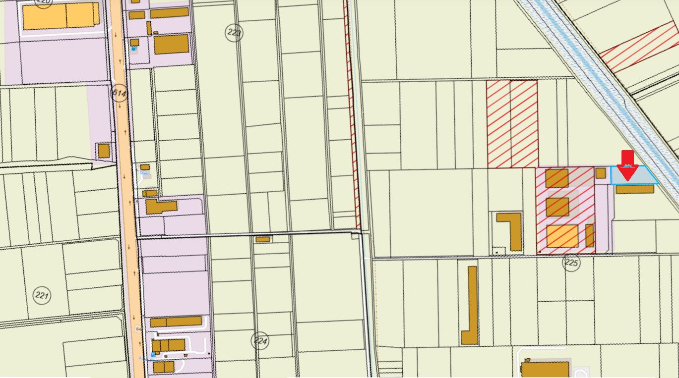Парцел подходящ за складова база между гр. Пловдив и с. Труд - 0