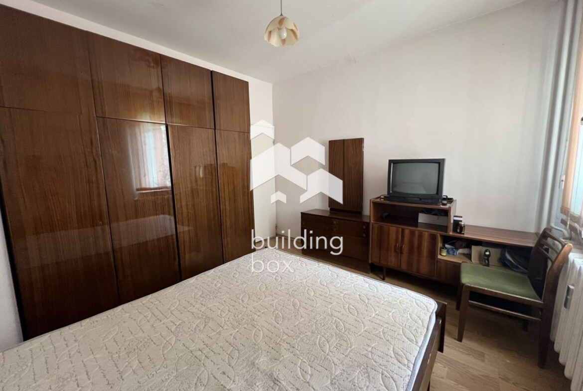 Тристаен апартамент - кв.Тракия - 0