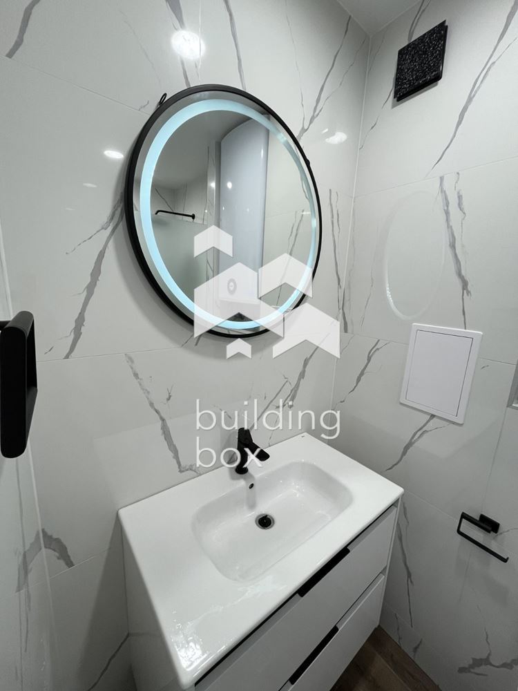 Двустаен обзаведен апартамент - кв. Христо Смирненски - 0