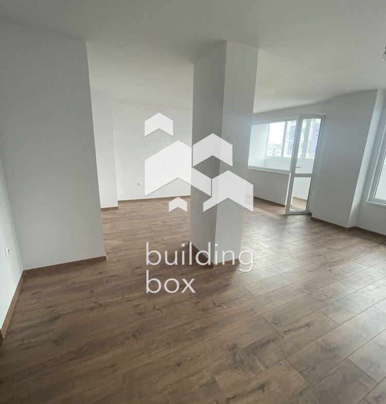 Прекрасен Тухлен Апарамент на Отлична Локация - 0