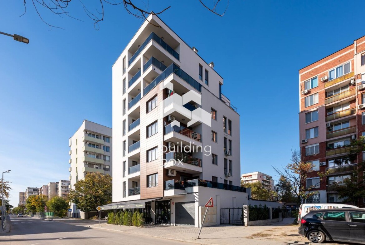 Тристаен апартамент до ключ - кв. "Каменица 2" - 0