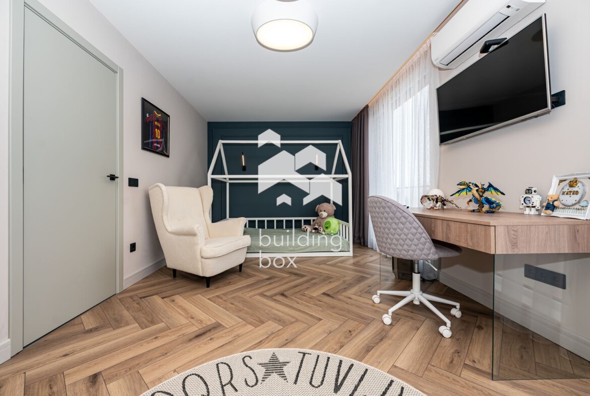 Многостаен обзаведен апартамент - кв. "Беломорски" - 0