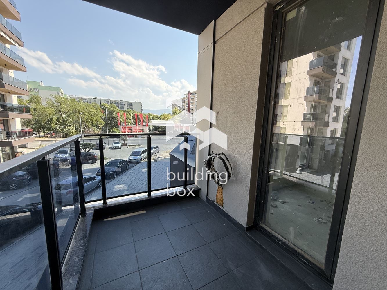 Тристаен апартамент с АКТ 16 - бул. "Пещерско шосе" - 0