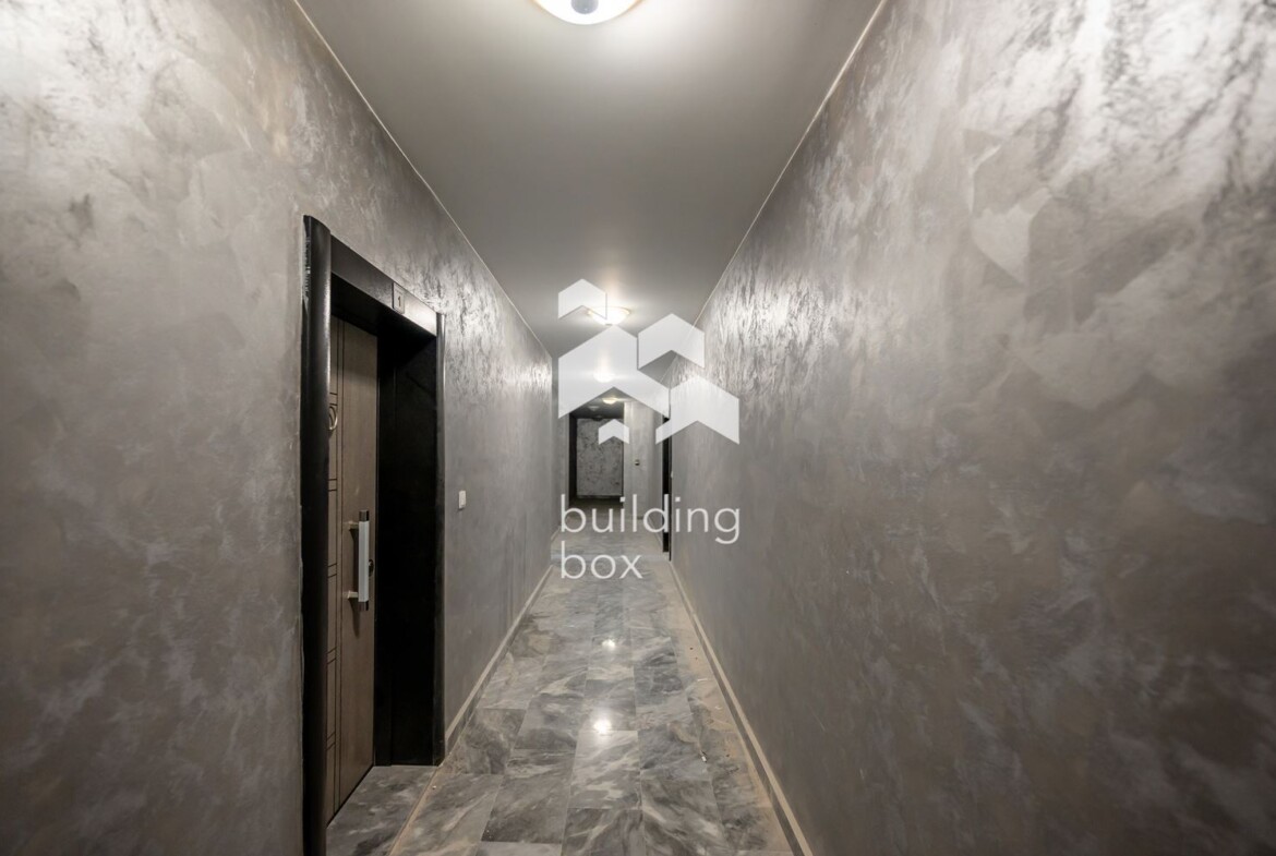 Тристаен апартамент с АКТ 16 - кв. "Южен" - 0