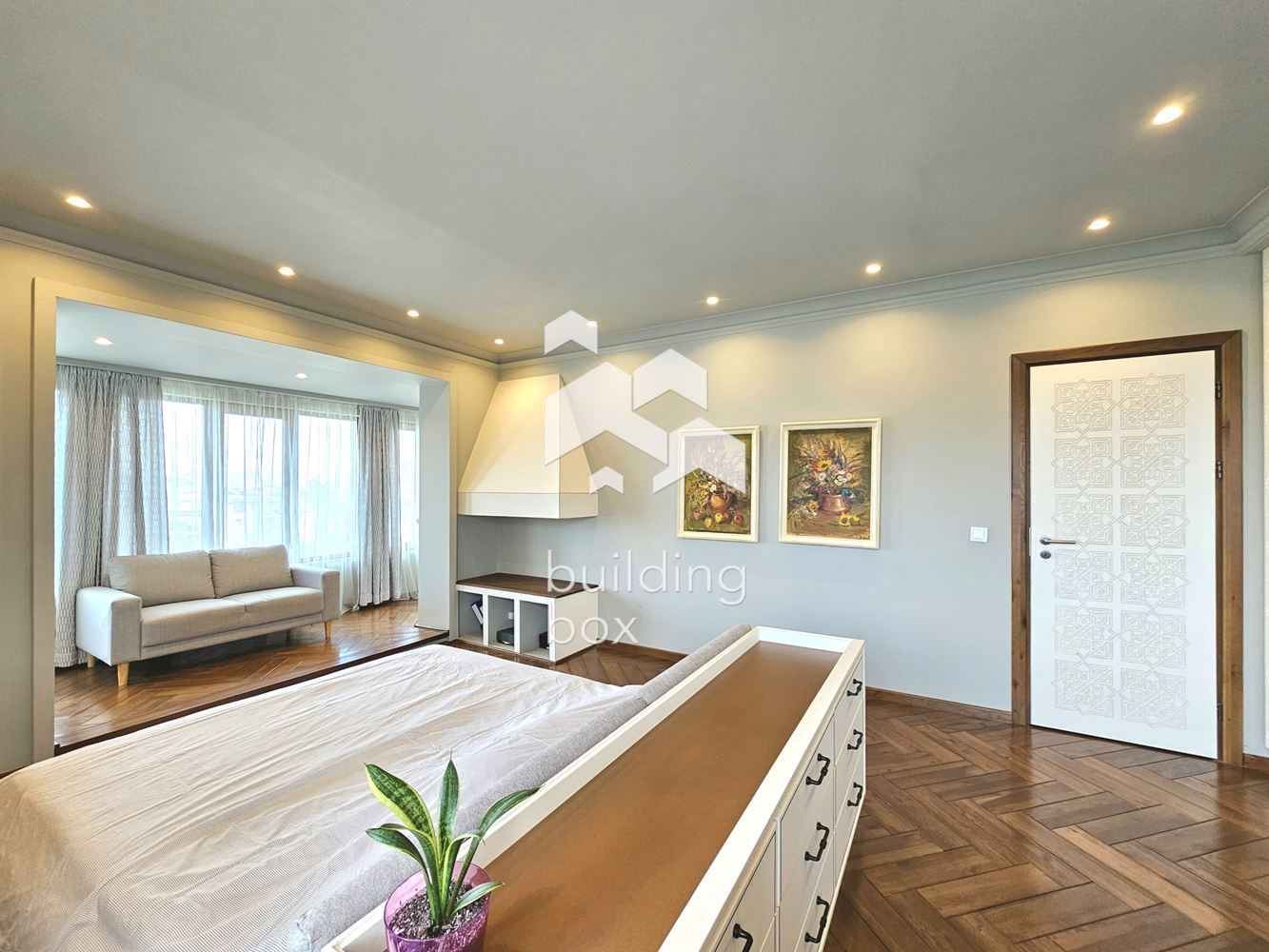 Четиристаен апартамент в престижния комплекс Maxi - 0