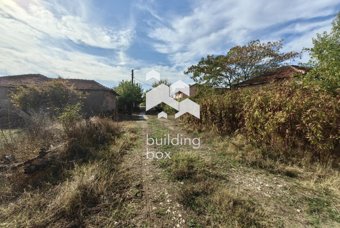 Парцел - с. Крушево - 0