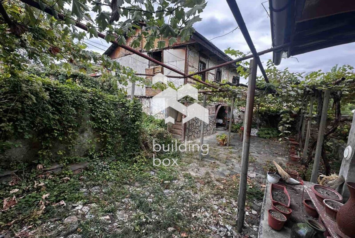 Къща - гр. Перущица - 0