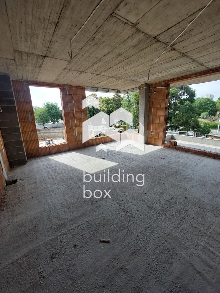 Тристаен апартамент – кв. Младежки хълм