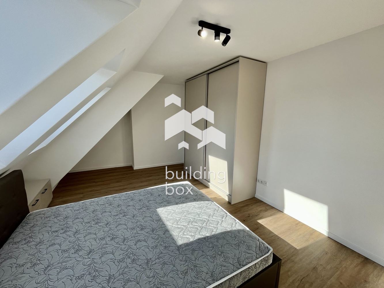 Чисто нов двустаен апартамент на ул. Зайчар - 0