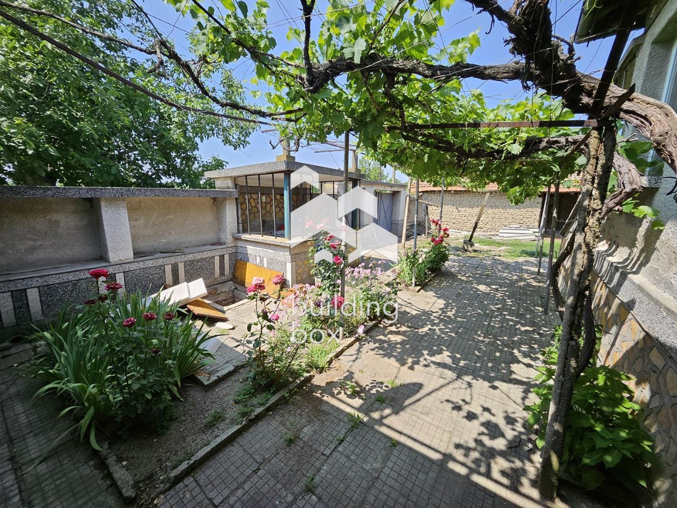 Къща за ремонт - с. Стряма - 0