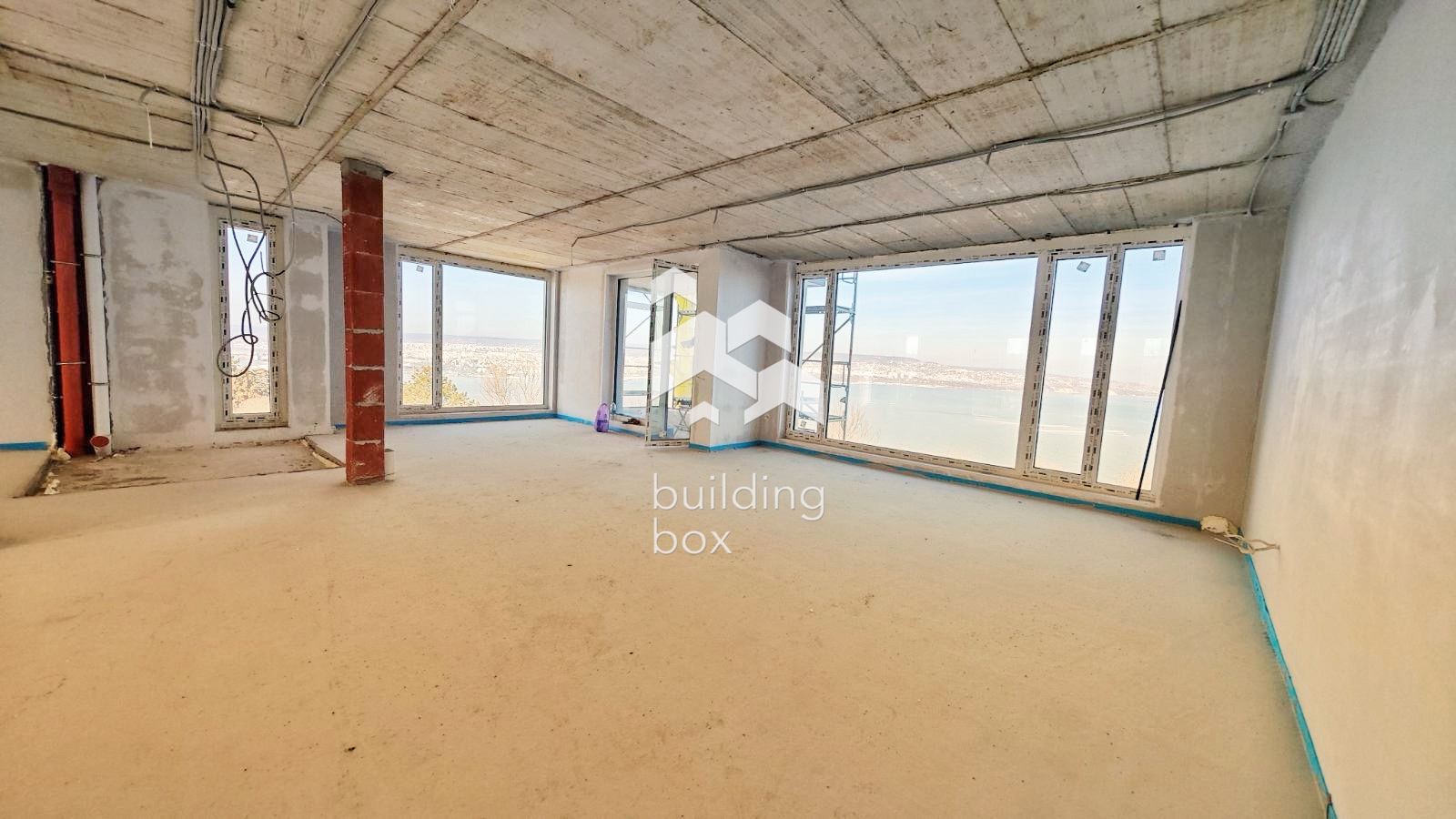 Тристаен апартамент с безкомпромисно качество - 0