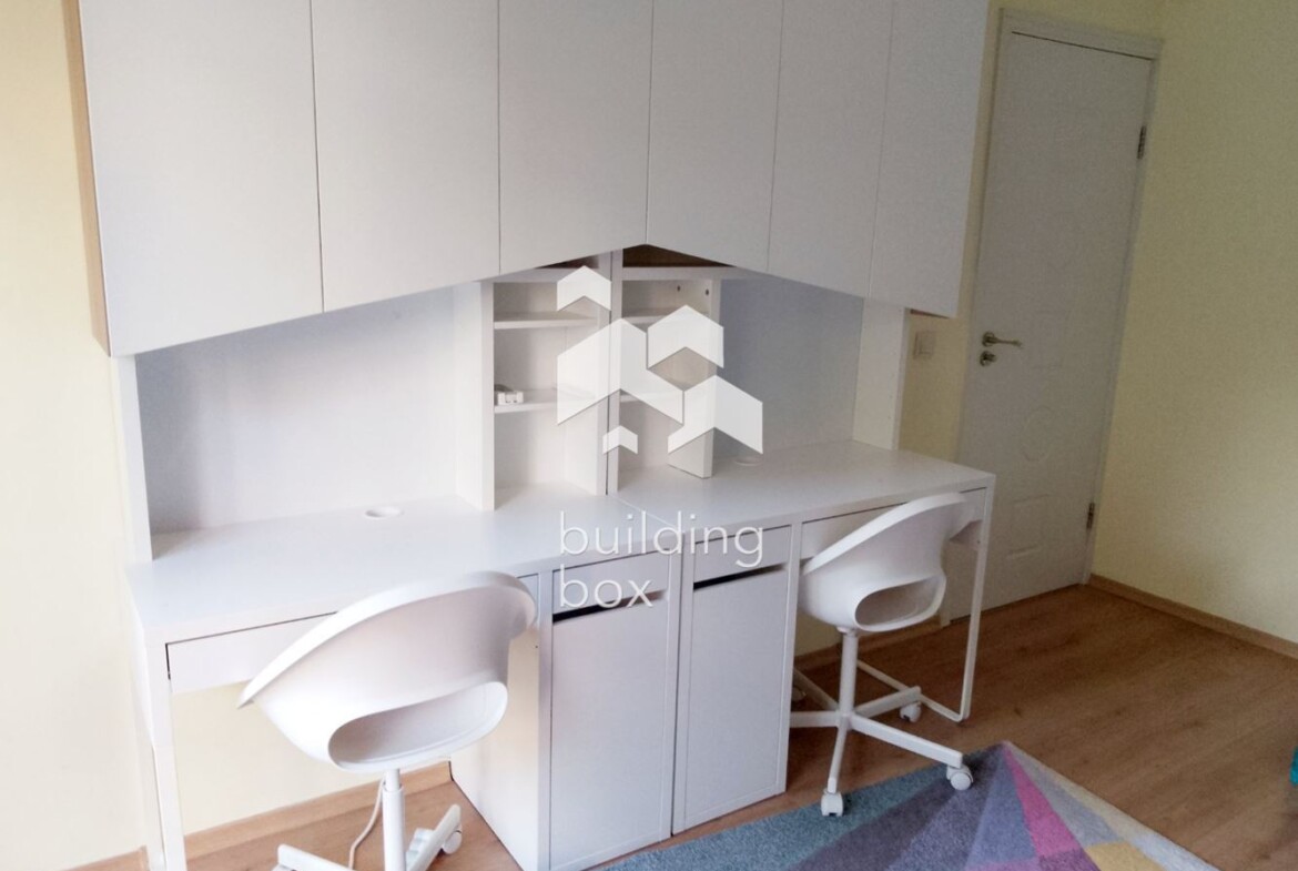 Уютен тристаен апартамент в кв. Оборище - 0