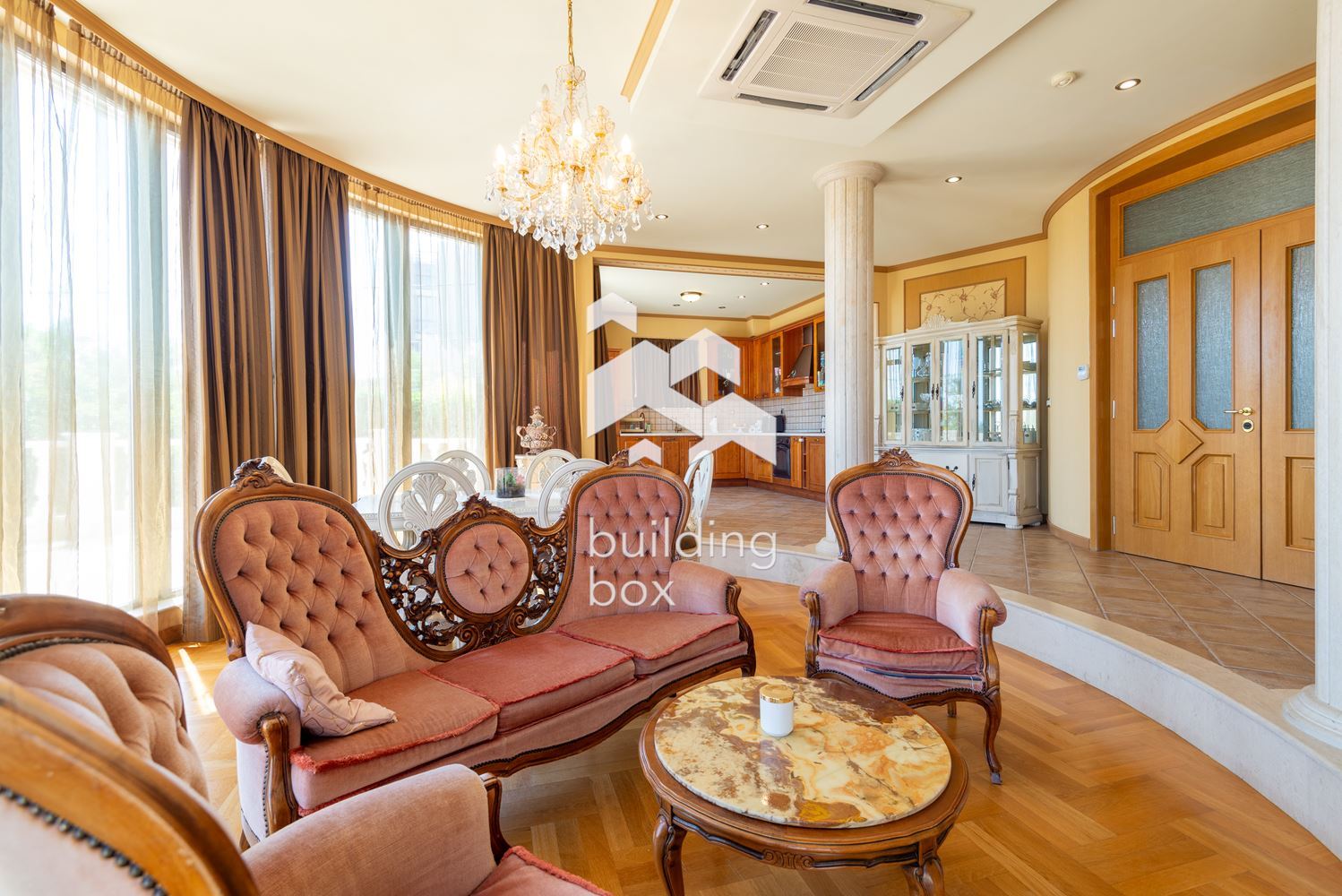 Къща на метри от Резиденция Евксиноград в гр.Варна - 0