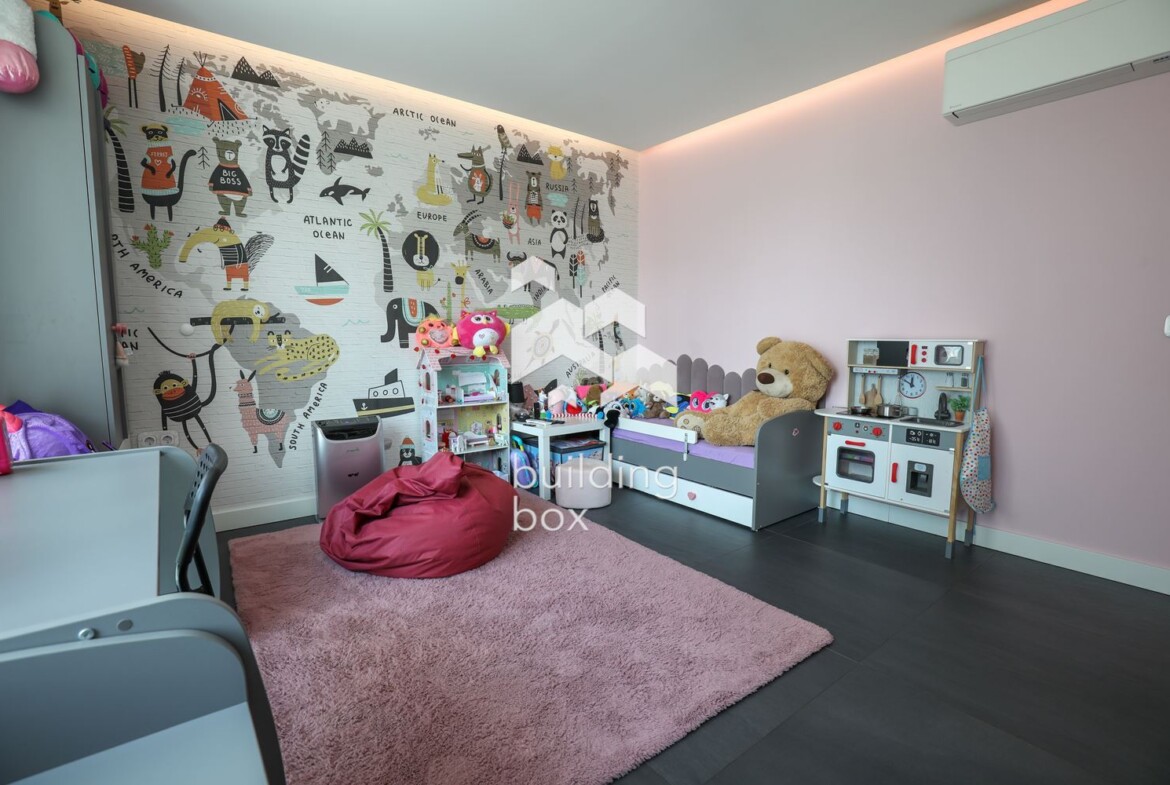 Луксозен тристаен апартамент - кв. Манастирски ливади запад - 0