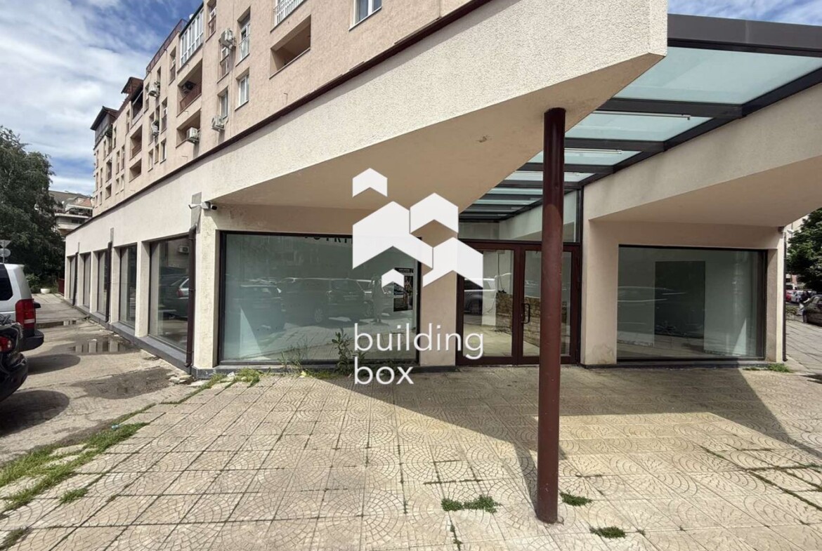 Търговска площ в ж.к. БОРОВО се отдава под наем! - 0