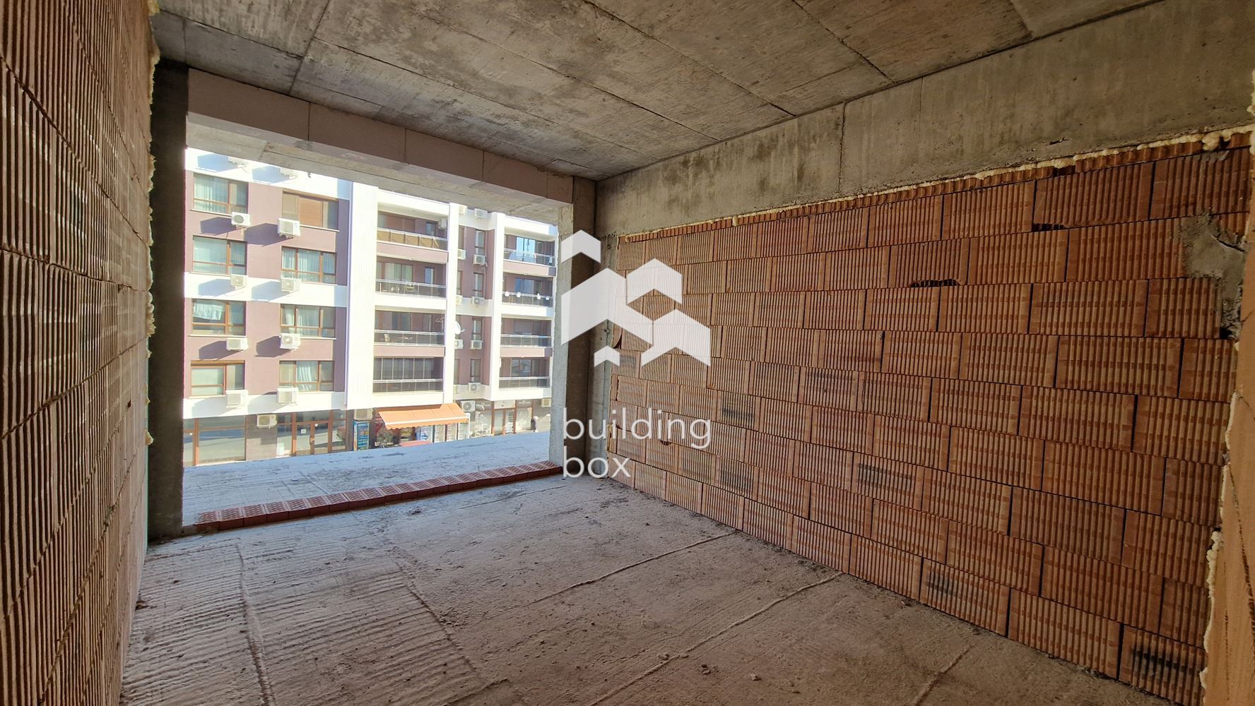 Двустаен апартамент на метри от парк "Лаута" - 0