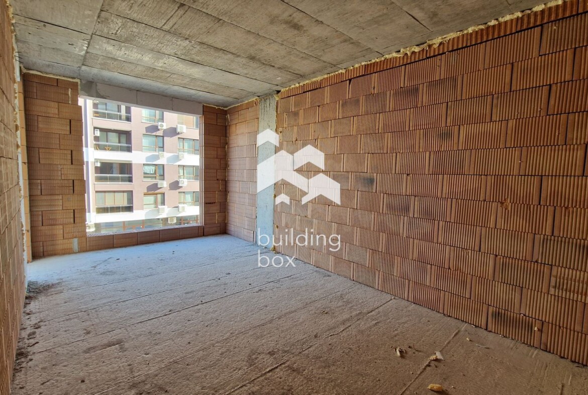 Апартамент с две спални пред АКТ 14 - кв. Тракия - 0