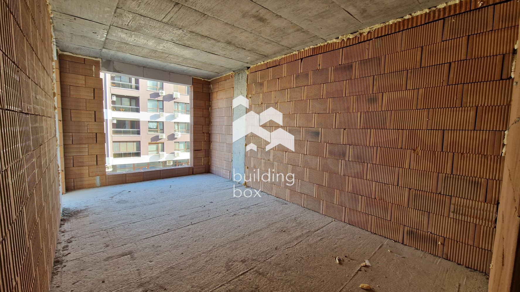 Апартамент с две спални пред АКТ 14 - кв. Тракия - 0