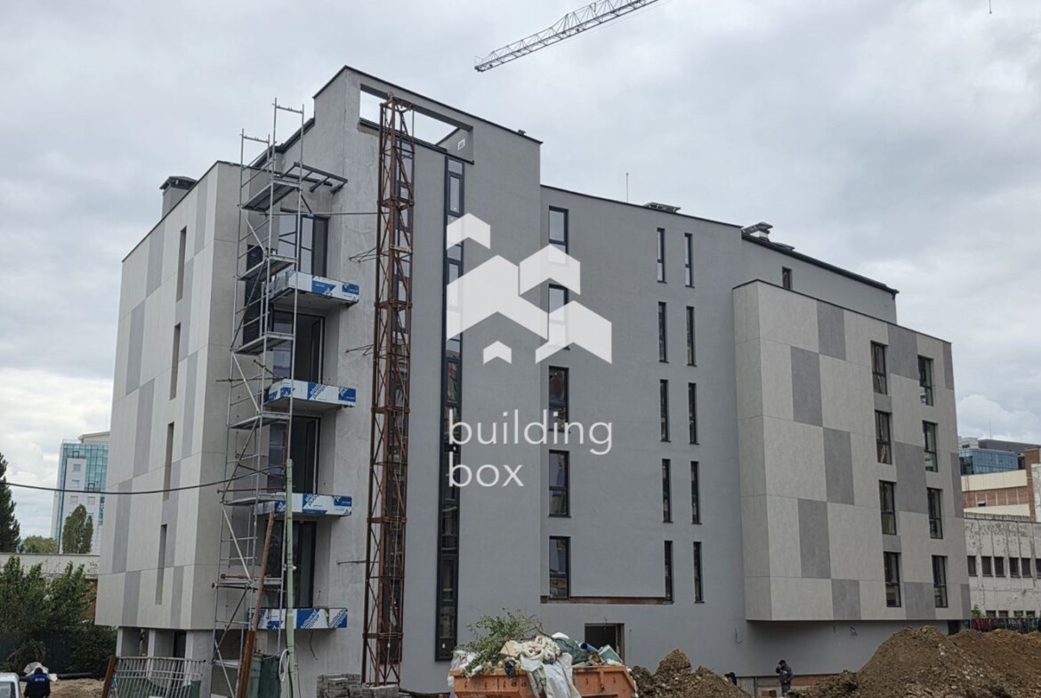 Тристаен апартамент - кв. Полигона - 0