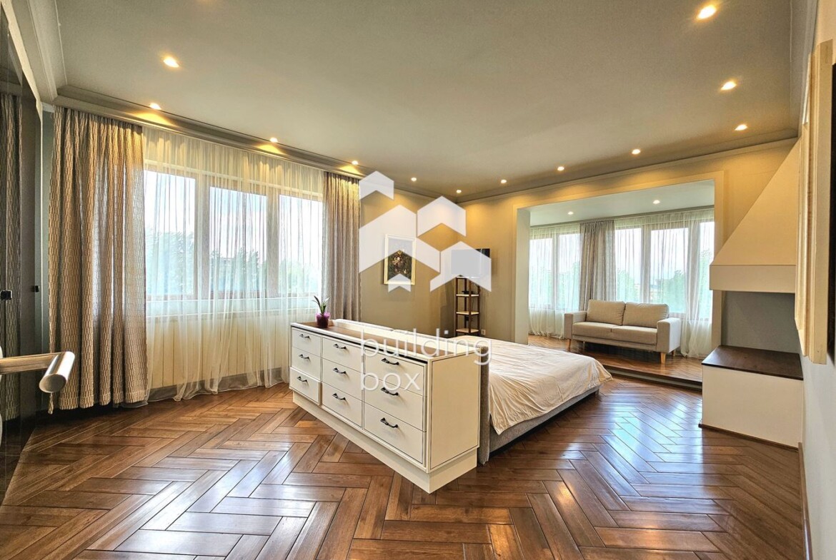 Четиристаен апартамент в престижния комплекс Maxi - 0