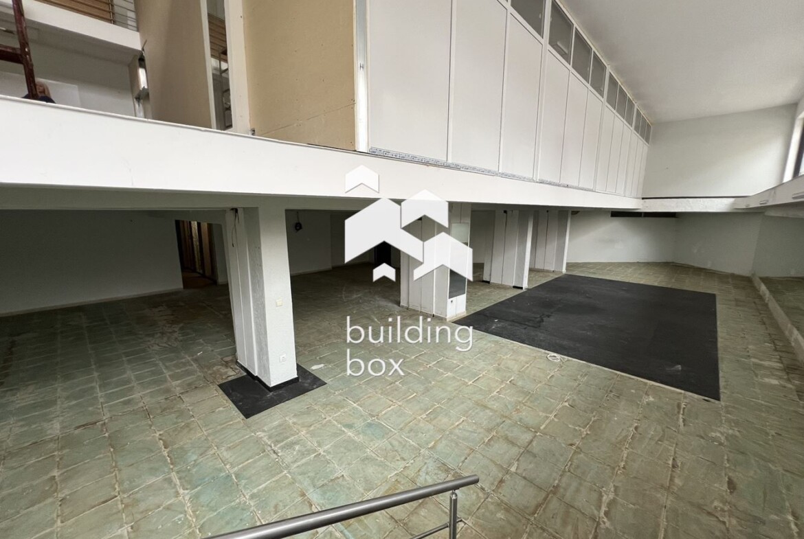 Търговска площ в ж.к. БОРОВО се отдава под наем! - 0