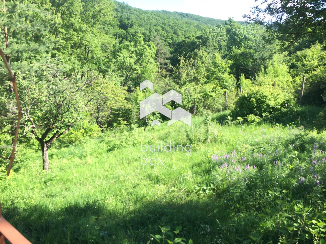 Къща във вилната зона на с. Макоцево - 0