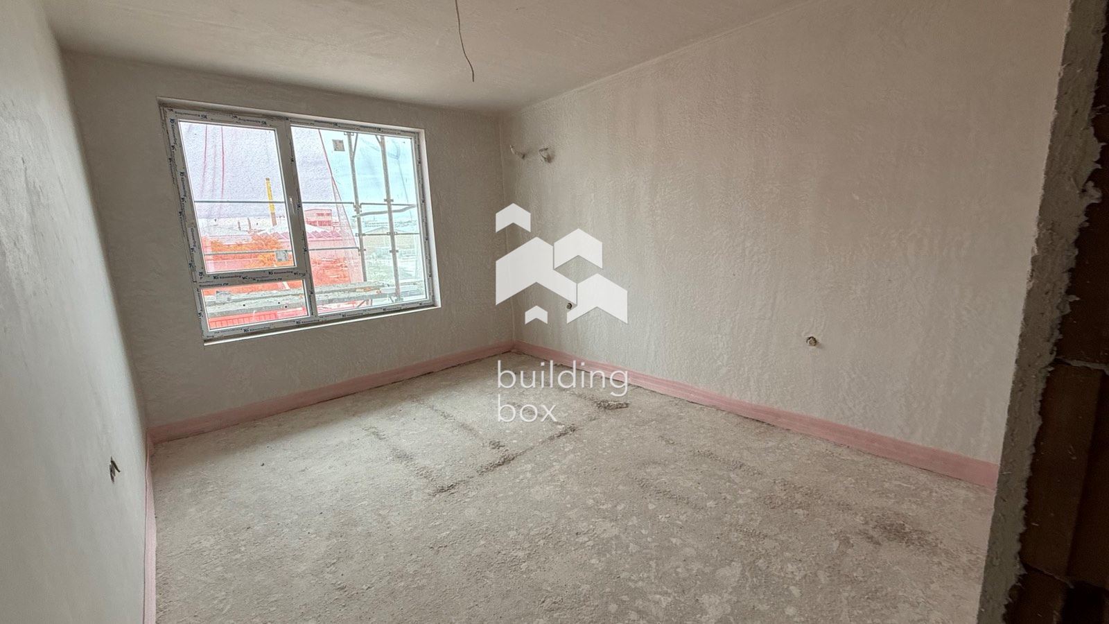 Двустаен апартамент в кв. Остромила - 0