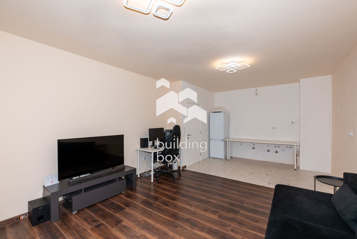 Двустаен завършен до ключ с АКТ16 - Гребна база - 0