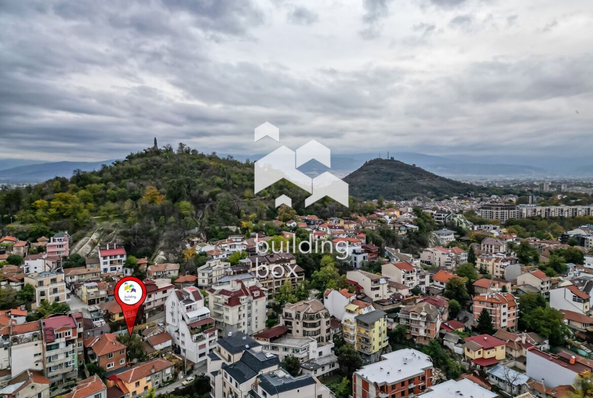 Самостоятелна къща в сърцето на гр. Пловдив - 0