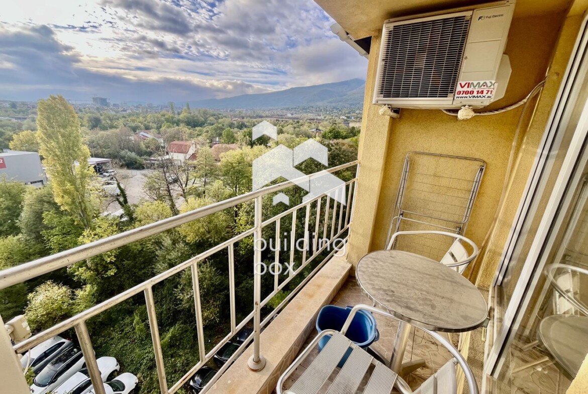 Двустаен, модерен апартамент в Манастирски ливади - изток - 0