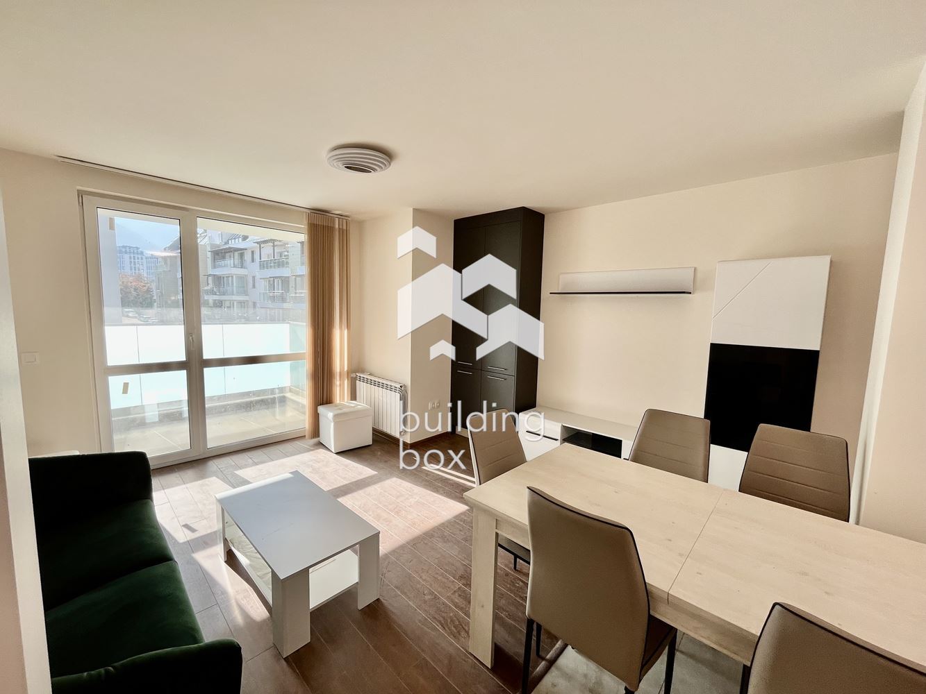 Чисто нов тристаен апартамент, ул. Флора - 0