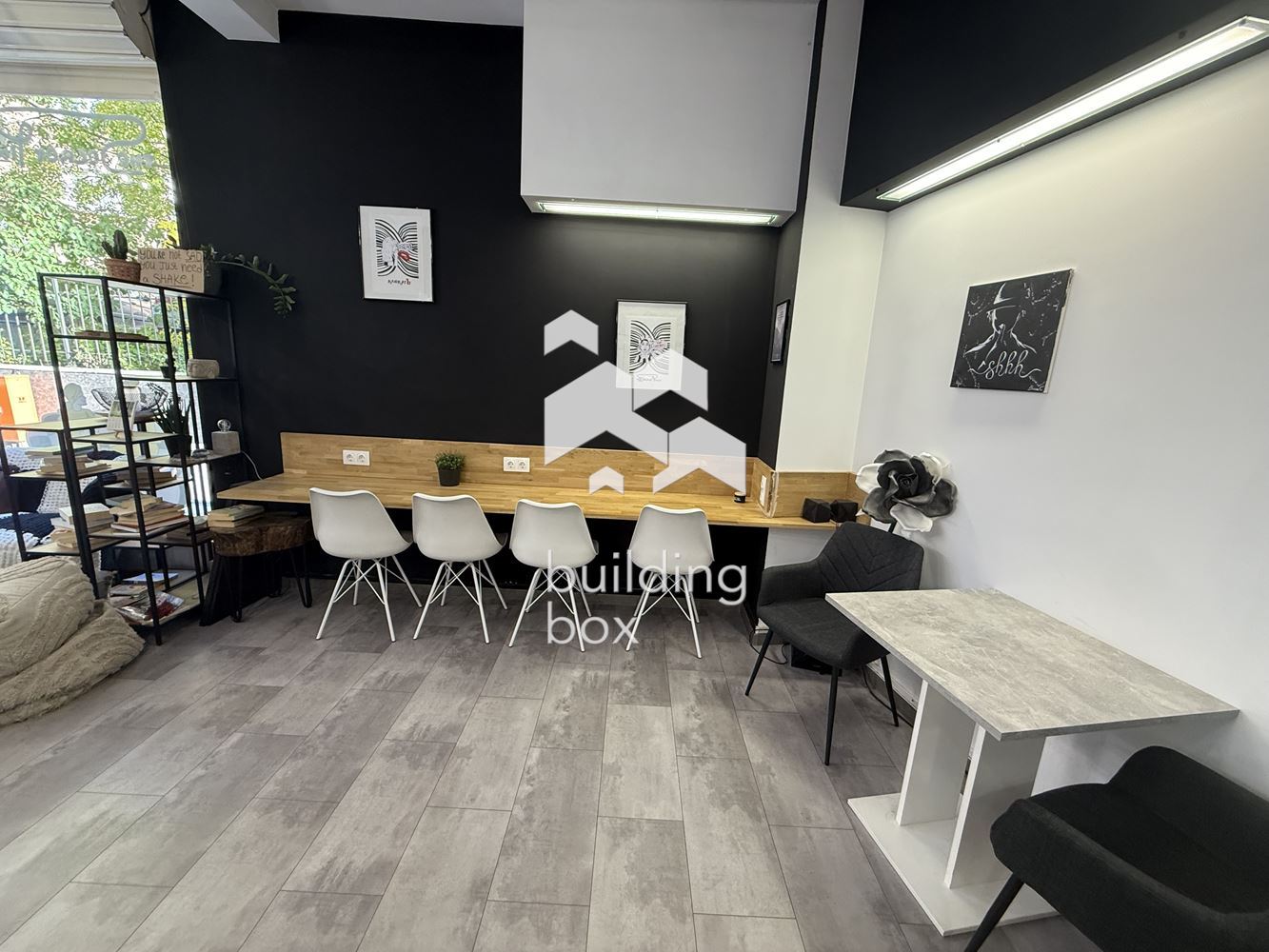 Търговско помещение, Младост 1А - 0