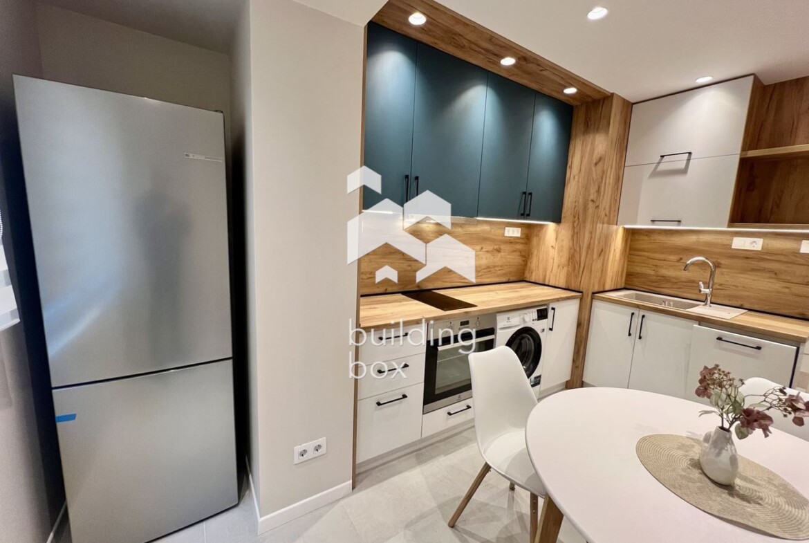 Двустаен апартамент в Лозенец - 0