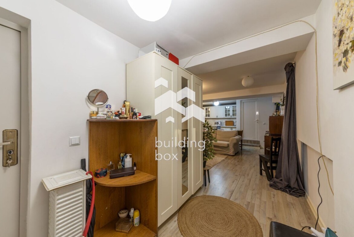 ДВУстаен апартамент в Гръцка махала - 0