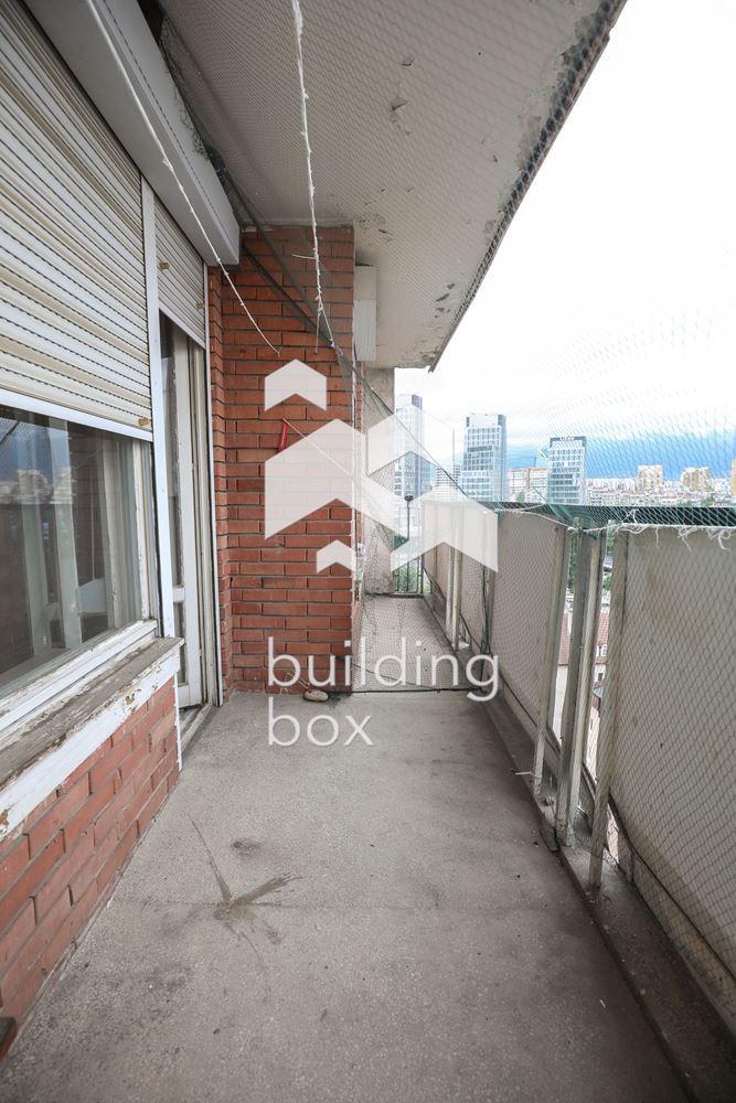 Тристаен апартамент в ж.к. Изток - 0