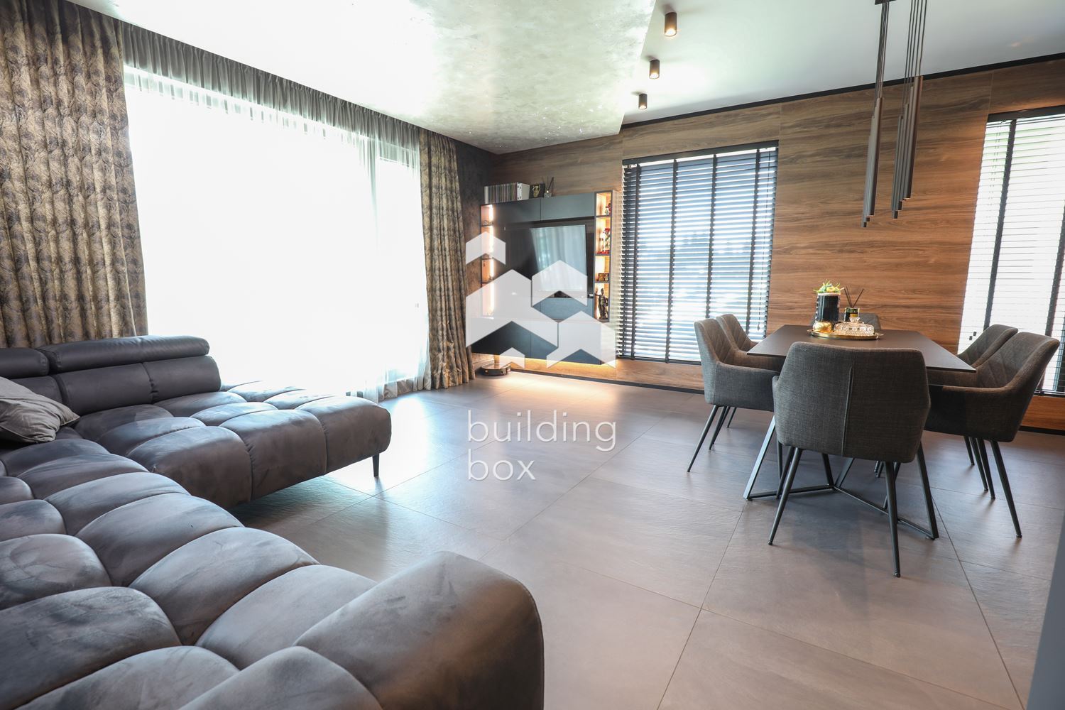 Луксозен тристаен апартамент – кв. Манастирски ливади запад