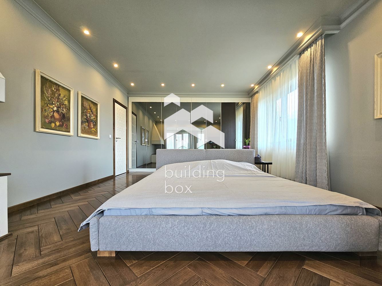 Четиристаен апартамент в престижния комплекс Maxi - 0