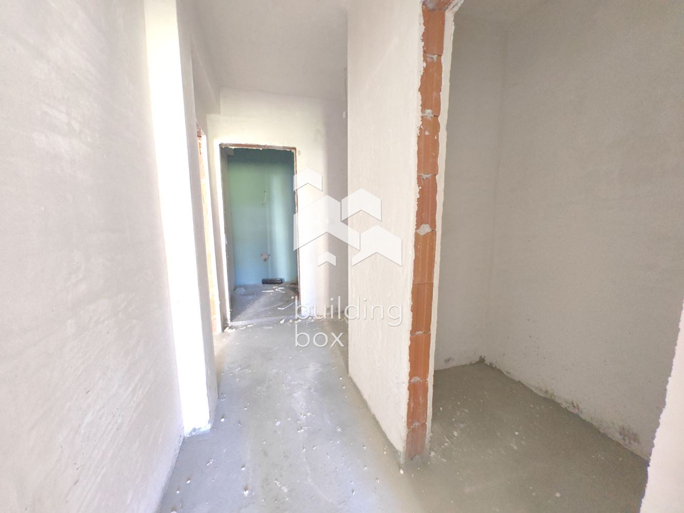 Двустаен апартамент - кв. Южен - 0