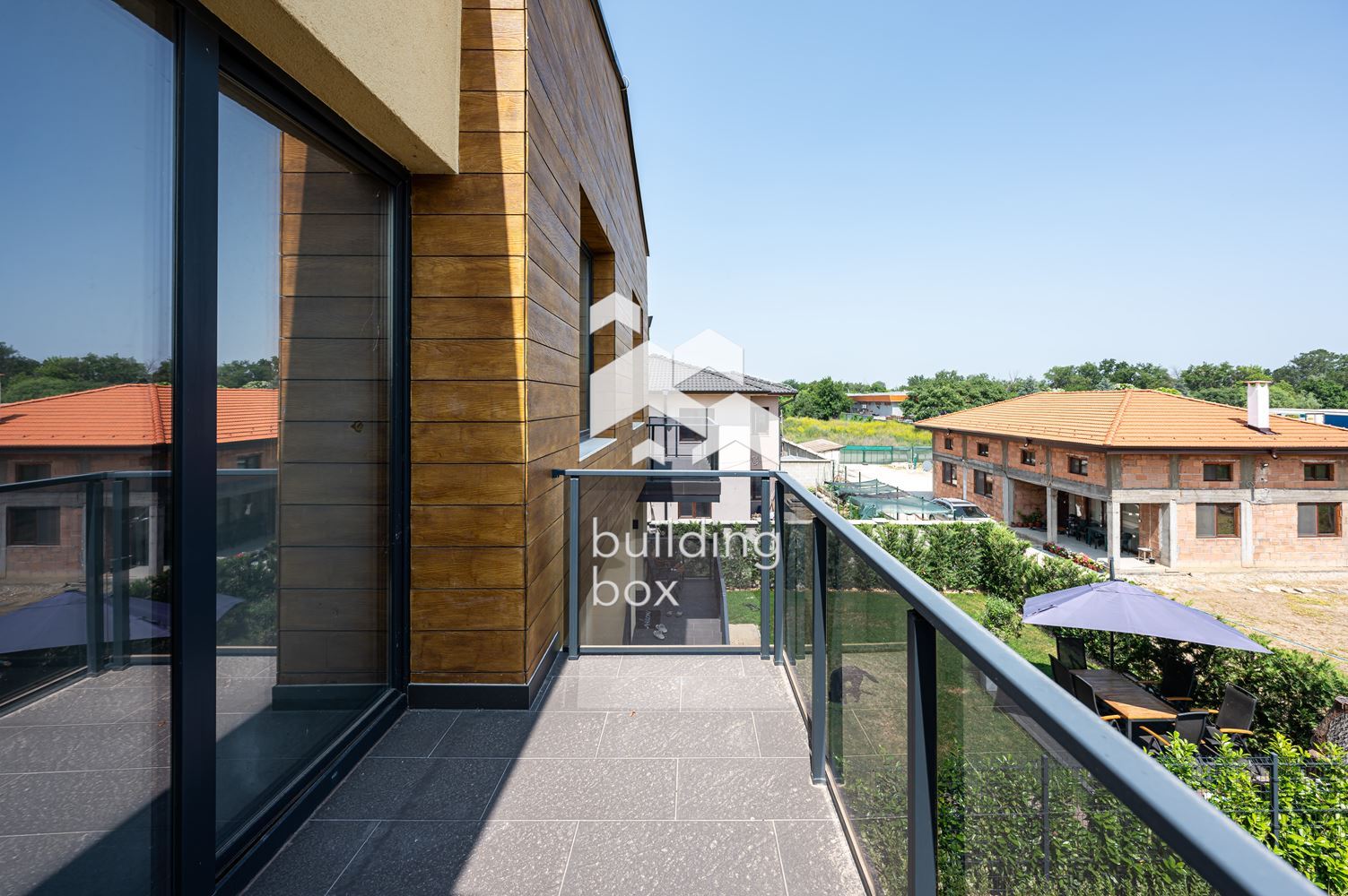 Двуетажна къща с АКТ 16 - кв. Западен - 0