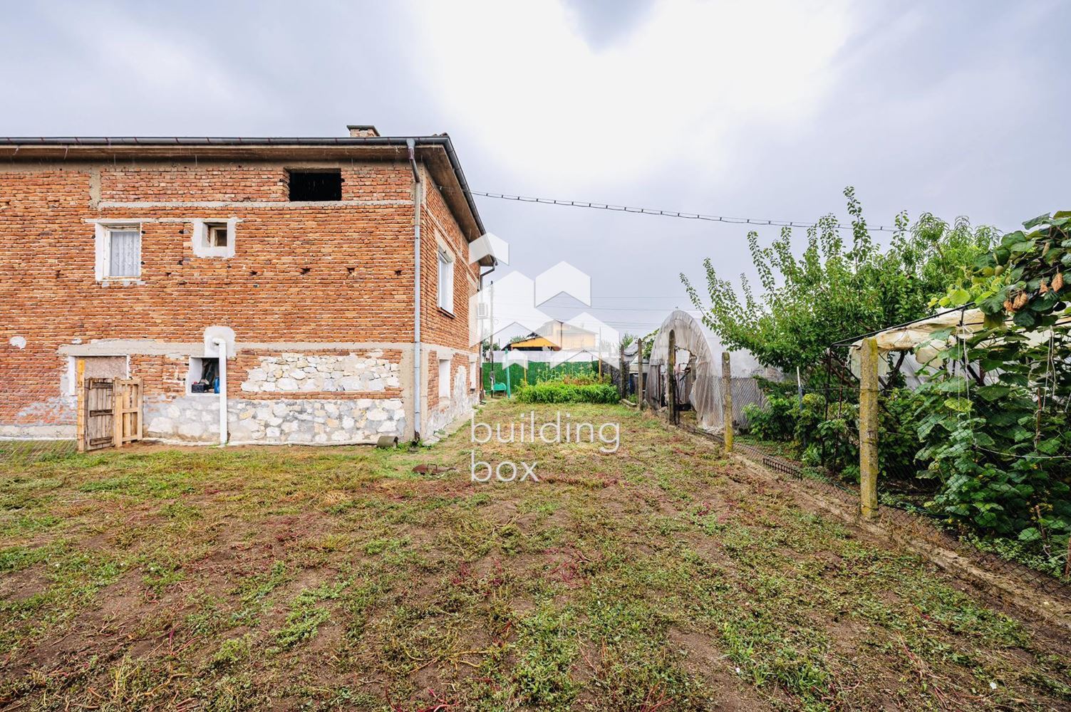 Двуетажна къща - с. Труд - 0